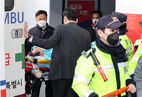 South Korean opposition leader is stabbed in the neck by a knife-wielding man